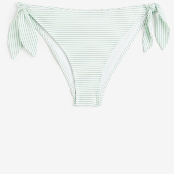 Striped Ruffle Trim Bikini SET - Picture 4 of 7